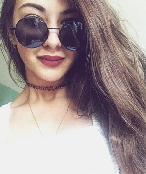 Lora