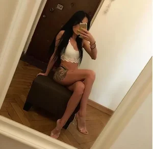Vi